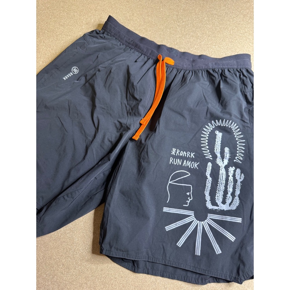Roark Run Amok Mens Running Shorts Charcoal Grey Cactus Graphic Size Small